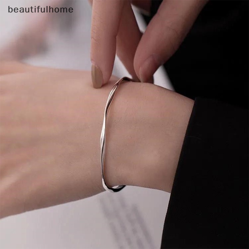 {beautifulhome} Gelang Perempuan Mobius Cincin Gelang Ins Cahaya Niche Desain Bestie Gelang Angin Dingin Perhiasan Hadiah.