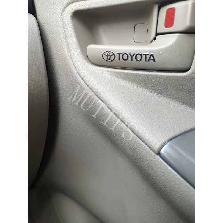 Stiker Logam Logo Mobil Toyota 3D Kreatif Dekorasi Lencana Interior Pintu Jendela Mobil Untuk bZ4X RAV4 Vios Yaris Corolla Cross Fortuner CHR Camry