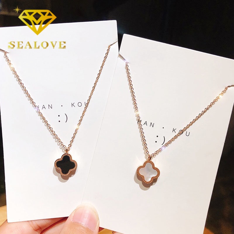 Kalung Titanium Bunga Clover Hitam Keberuntungan Emas 18K Anti Karat Aesthetic Korea Aksesoris Wanita Perhiasan Necklace