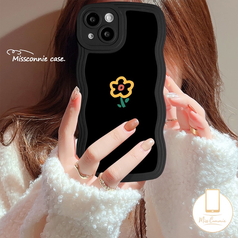 Casing Pinggiran Bergelombang Bunga Tulip Vintage Untuk Vivo Y36 Y02T Y16 Y11 Y12i Y93 Y91C Y12s Y17 Y22 Y50 Y02s Y91 Y21s Y20 Y12 Y02 Y35 V25E Y15 V20 V21 Y21 Y22s Simple Floral Edge Soft Cover