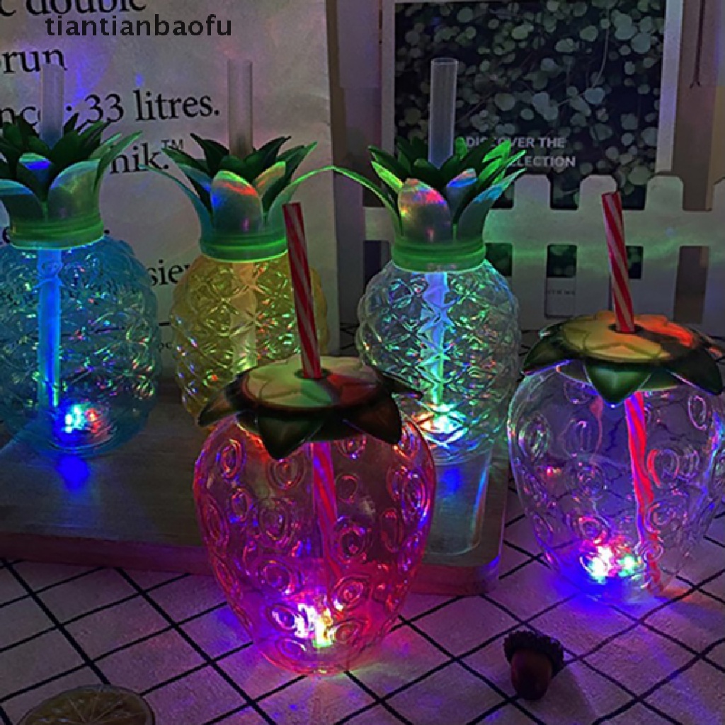 [tiantianbaofu] Spring Strawberry Straw Botol Air portable Nanas Gelas Plastik Untuk Musim Semi Pernikahan Baby Shower Pesta Ulang Tahun Desktop Decor Butik