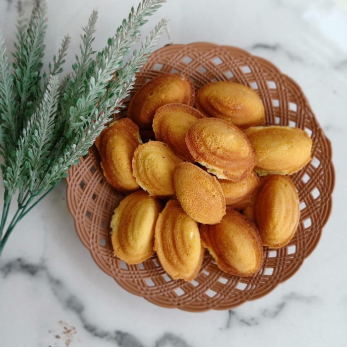 

Kue Bolu Kering Jadul Panggang 250 Gram Enak