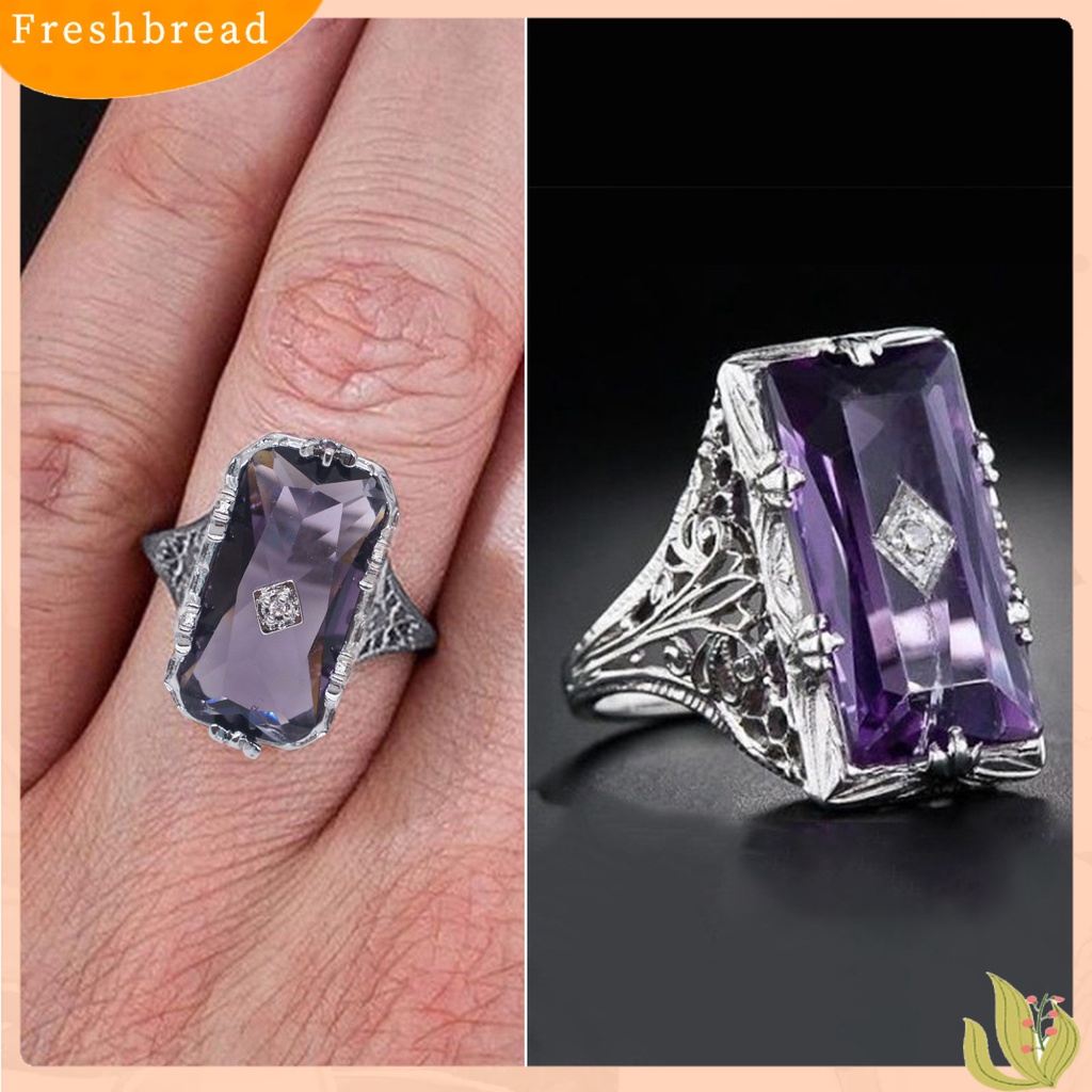 &lt; Freshbread &gt; Chamfer Persegi Panjang Kilau Cerah Wanita Cincin Berongga Timbul Pola Bunga Cincin Kristal Ungu Imitasi Aksesoris Perhiasan