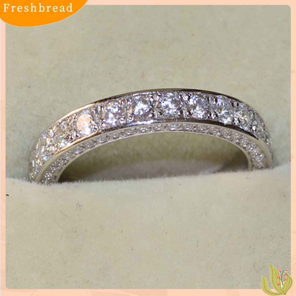 &lt; Freshbread &gt; Cincin Kawin Bulat Mengkilap Tidak Luntur Berlian Imitasi Bertatahkan Simetris Jari Circlet Perhiasan Pengantin