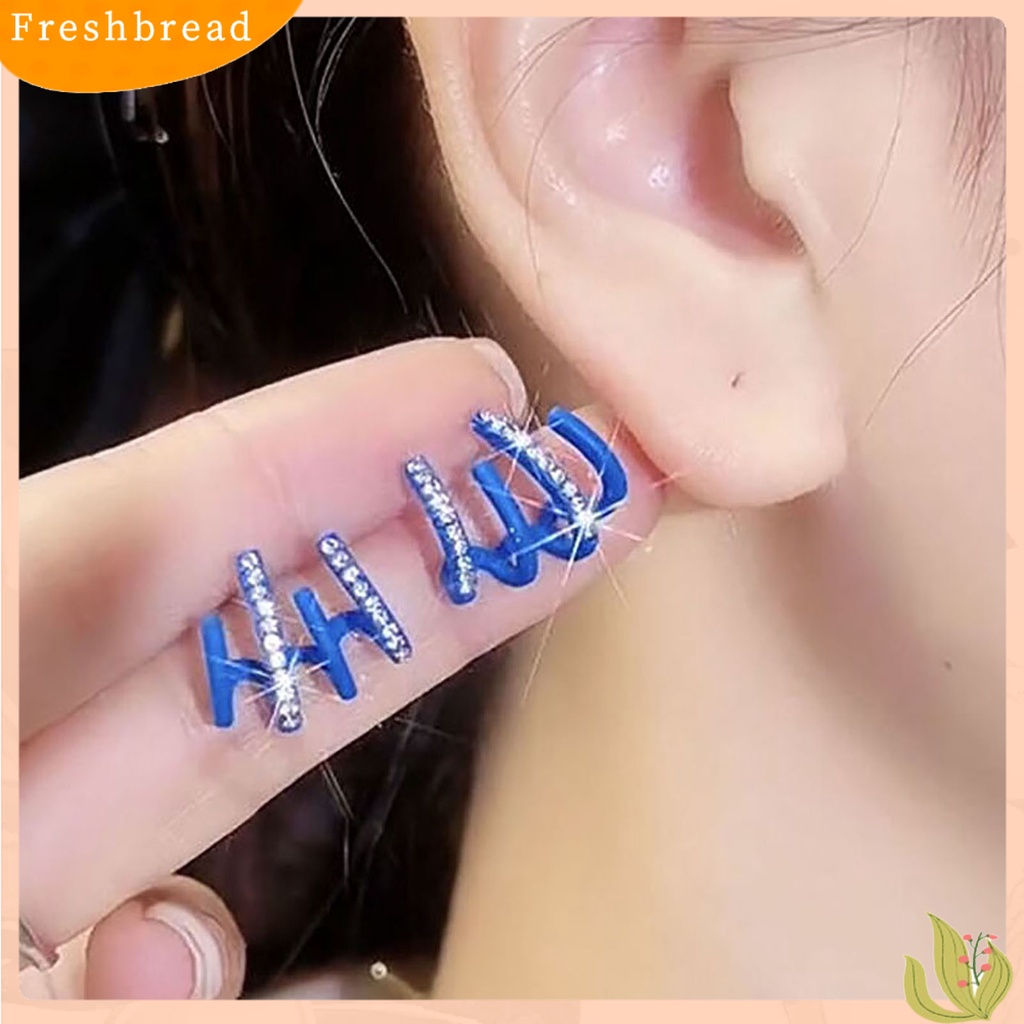 &lt; Freshbread &gt; 1pasang Berlian Imitasi Bersinar Ear Studs Pengerjaan Halus Kreatif Berbentuk U Empat Baris Wanita Anting Perhiasan Aksesoris