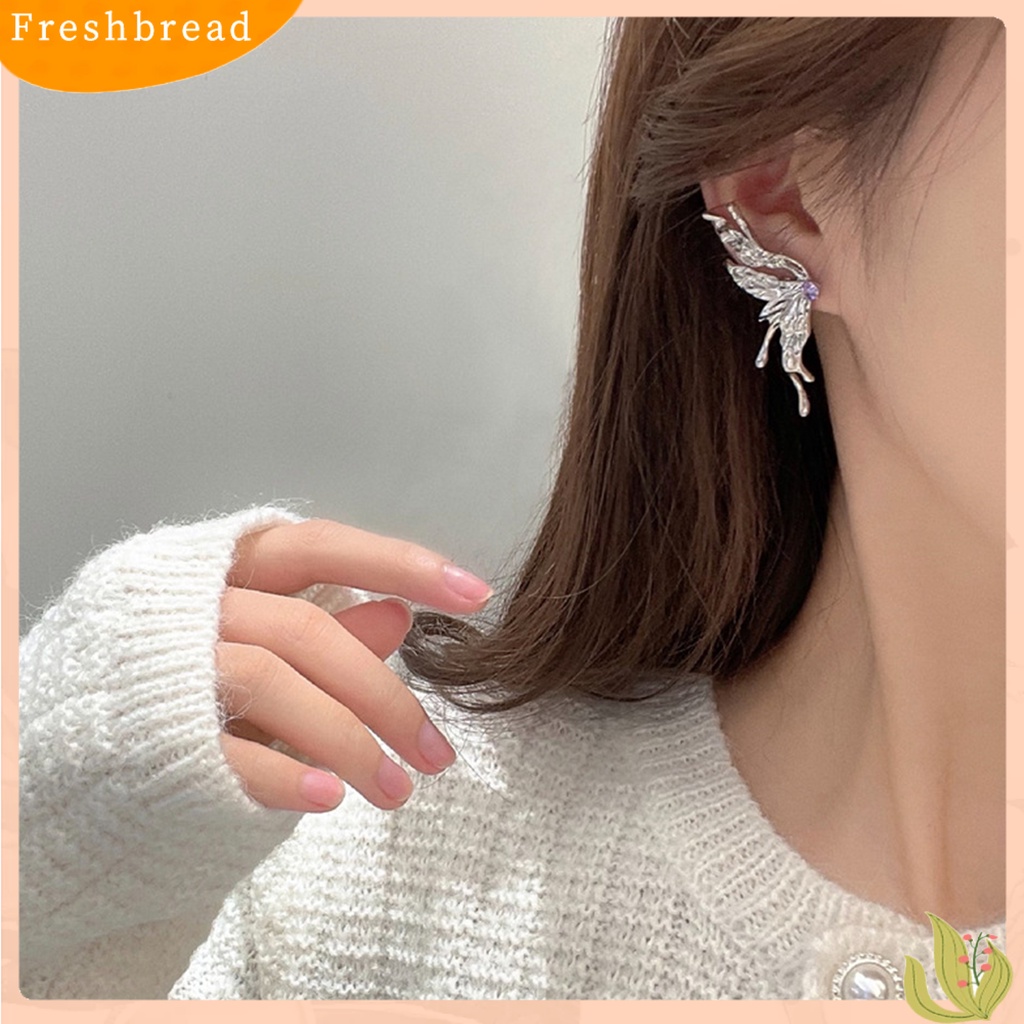 {In Stock} 1pasang Anting Pejantan Cairan Keren Aesthetic Gaya Punk Bentuk Kupu-Kupu Anting Performa Perhiasan Wanita