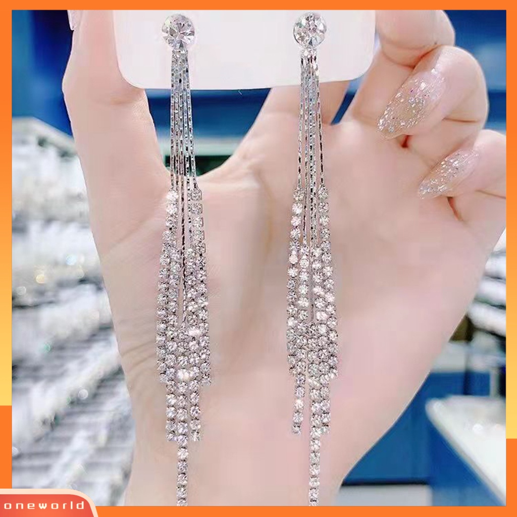 [ONE] 1pasang Anting Stud Dainty Elegan Temperamen Mewah Berlian Imitasi Bertatahkan Jumbai Linear Earrings Perhiasan Fashion