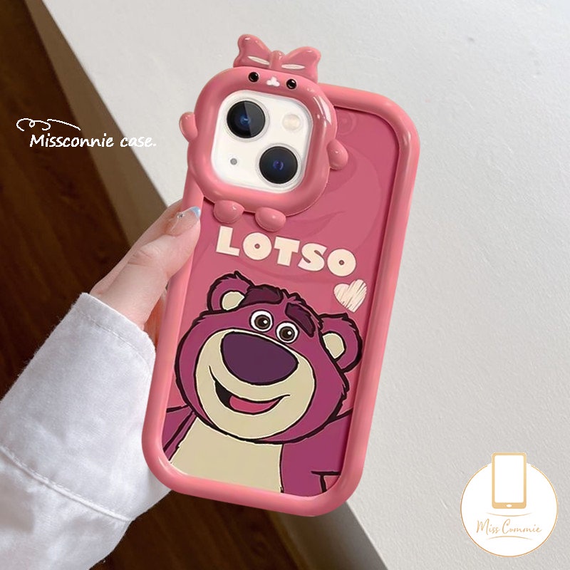 IPHONE Case Lensa Monster Kecil Ikatan Simpul 3D Kompatibel Untuk Iphone13 11 14 12 Pro Max 7Plus XR 87 6s 6 Plus XS Max X SE 2020 Pasangan Kartun Strawberry Bear Cute Manyo Soft Tpu Cover