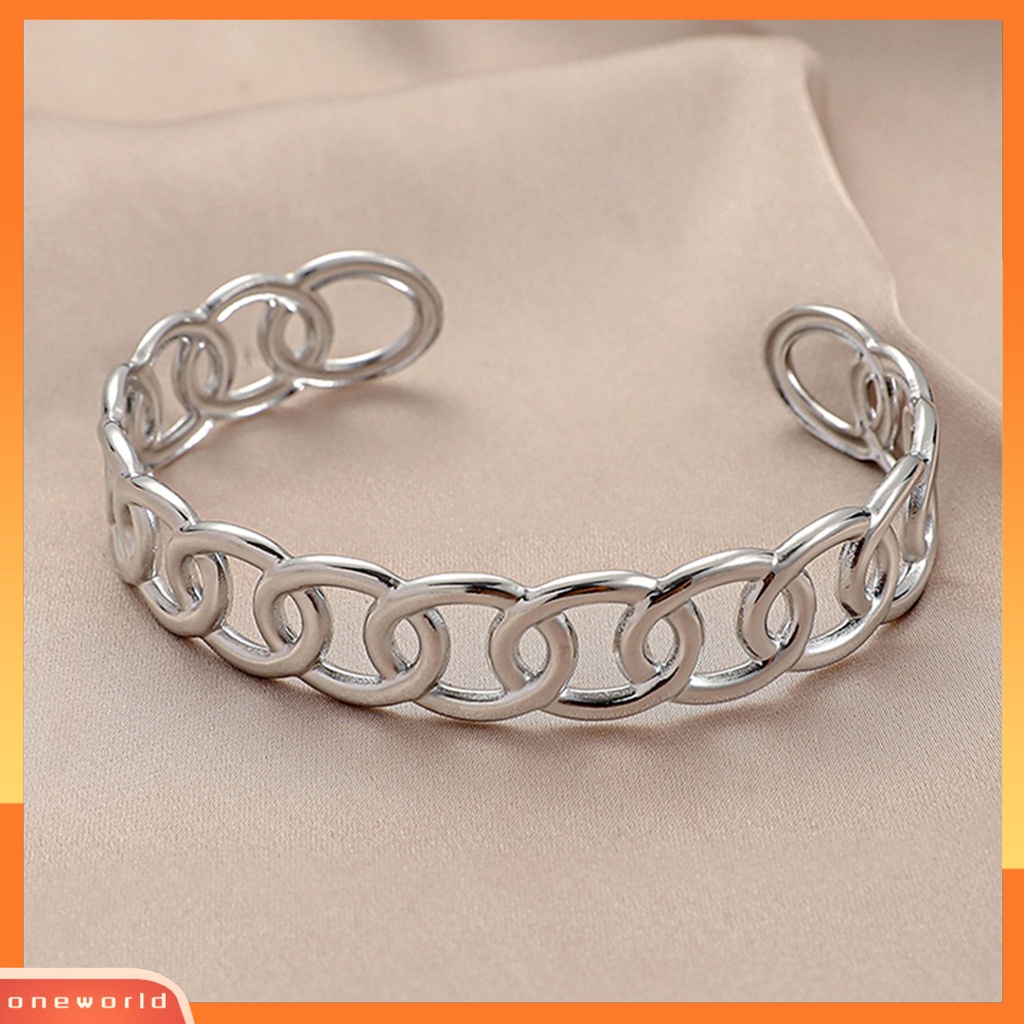 [EONE] Wanita Gelang Bentuk C Retro Rantai Stainless Steel Gaya Perancis Kerawang Bangle Hadiah Ulang Tahun