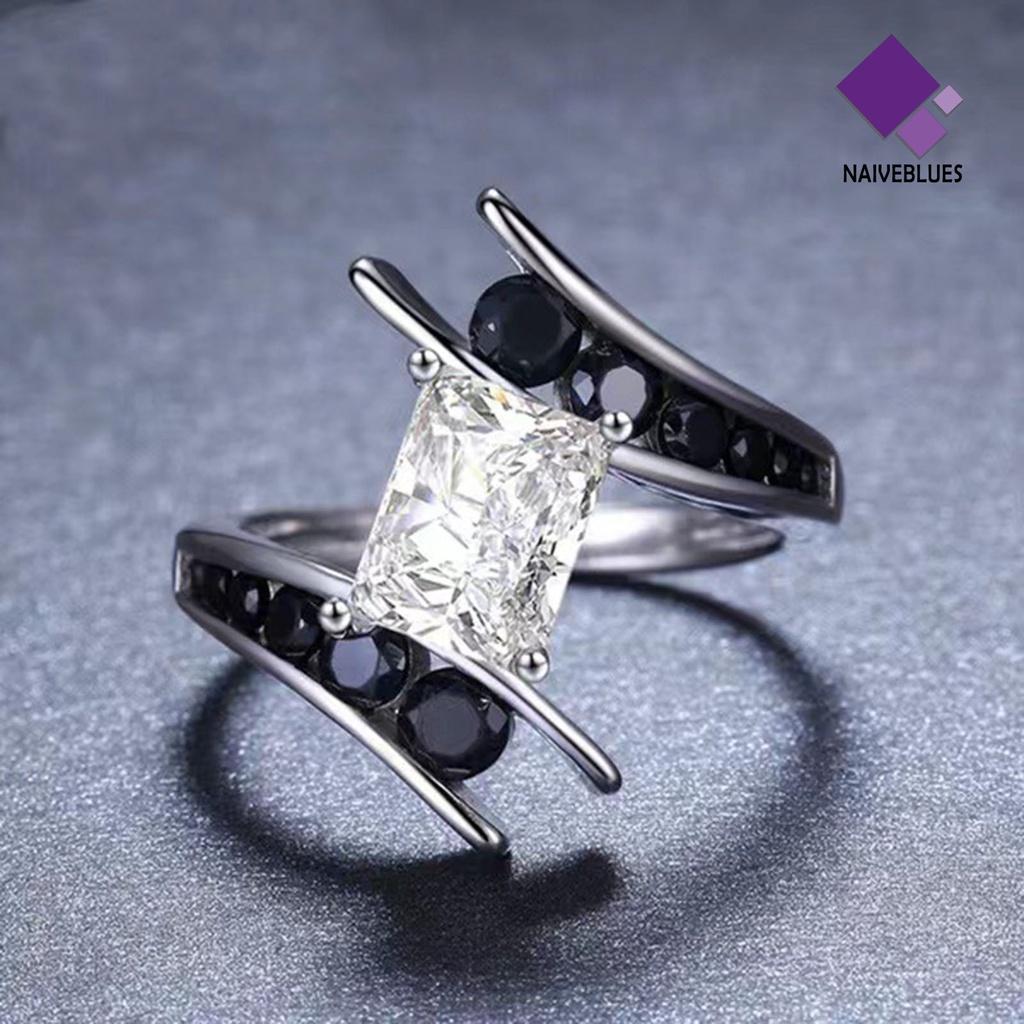 &lt; Naiveblues &gt; Hias Berlian Imitasi Hitam Wanita Cincin Pengerjaan Halus Square Zirconia Spiral Ring Jewelry