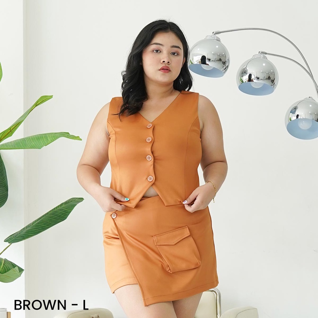 Rompi Kancing Basic Atasan Wanita Top