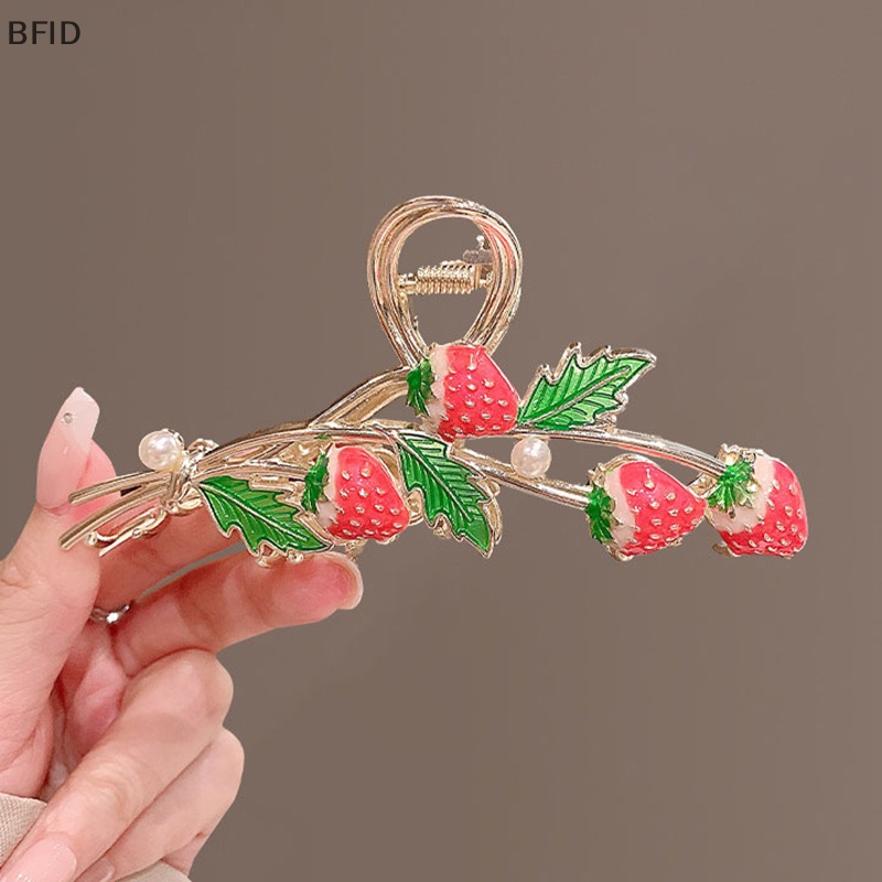 [BFID] Fashion Strawberry Hair Claw Untuk Wanita Perempuan Jepitan Rambut Crab Metal Ponytail [ID]