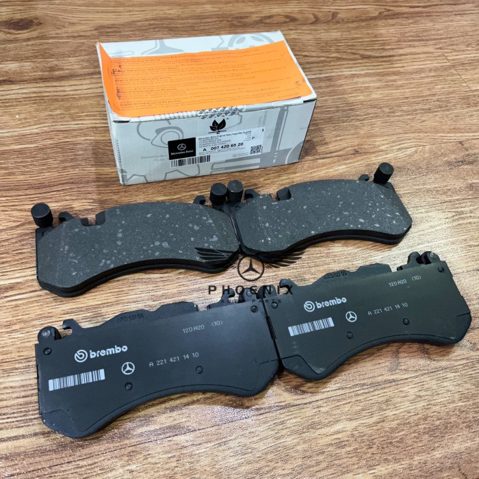 Kampas Rem Depan W212 W218 E63 CLS63 C63 Mercedes Benz Brake Pad W212