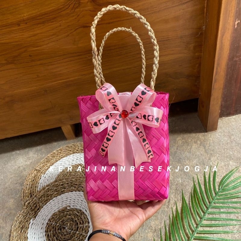 

bambu anyaman TAS MAKANAN / tas besek 15x15 t 18cm besek warna besek pita besek kekinian besek murah besek cangking