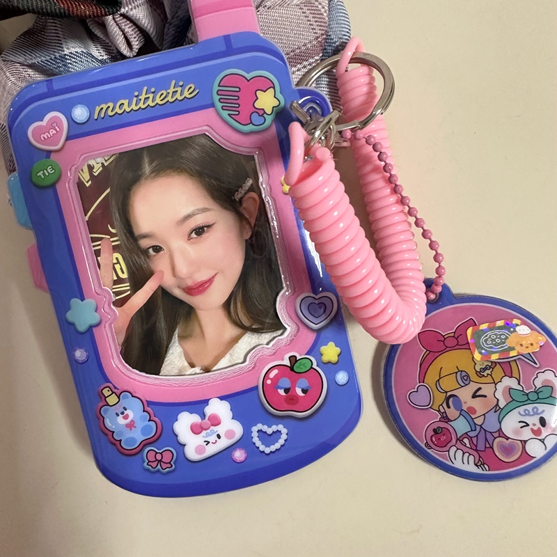 Kawaii Retro Bentuk Ponsel Card Holder Kpop Idol Photocard Kampus Bus Card Pelindung Display Lengan Stationery