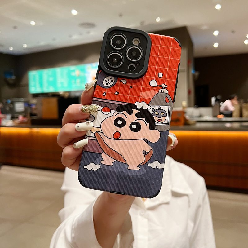 Leather Soft Case iP iPhone 7 8 Plus SE 2020 X XR XS Max 11 12 13 14 Pro Max 14 Plus Phone Case Camera Protect Cute bathe Crayon Shin Chan Anime Cartoon