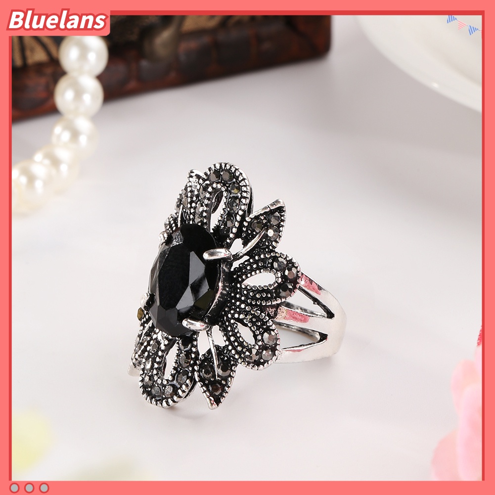 {In Stock} Wanita' s Vintage Berongga Pola Bunga Cincin Berlapis Paduan Resin Jari Perhiasan Hadiah