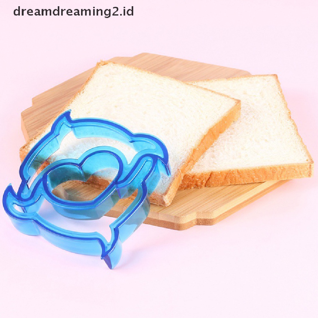 (hot) Sandwich Cutters Mould Food Toast Bread Mold Lucu Baking Anak Set Lunch Cutter Interesg Aksesoris Dapur Untuk Anak//