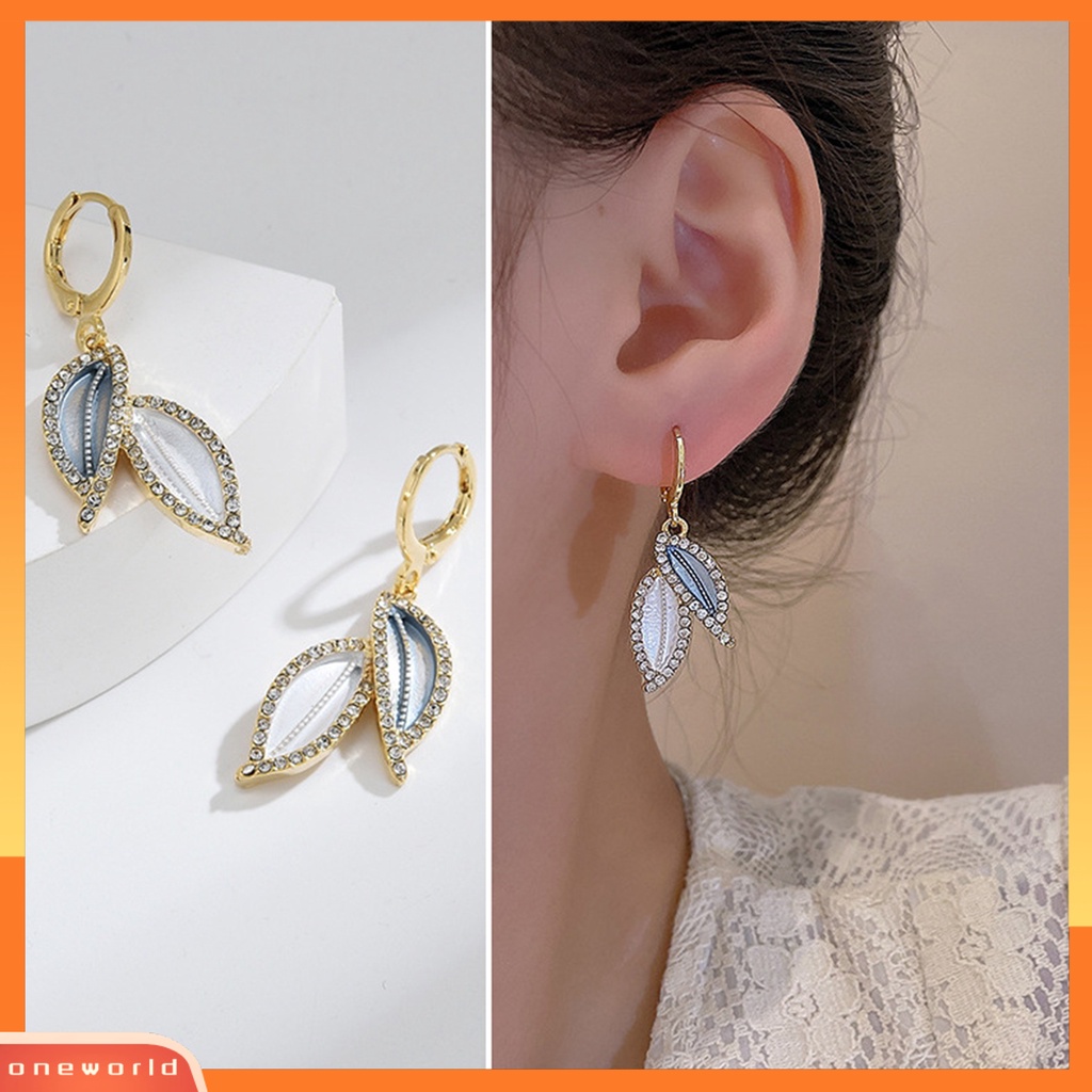 [EONE] 1pasang Anting Menjuntai Gaya Retro Elegan Temperamen Hadiah Berkilau Berlian Imitasi Daun Biru Wanita Drop Earrings Perhiasan Aksesoris