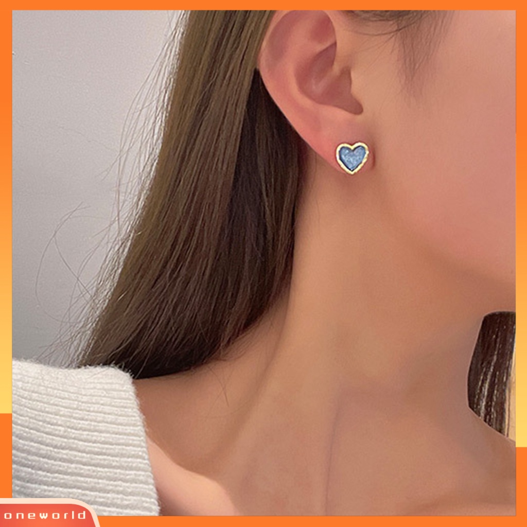 [EONE] 1pasang Ear Studs Elegan Dainty Temperamen Melamun Hadiah Mini Hypoallergenic Retro Cinta Hati Kristal Imitasi Wanita Anting Perhiasan Aksesoris