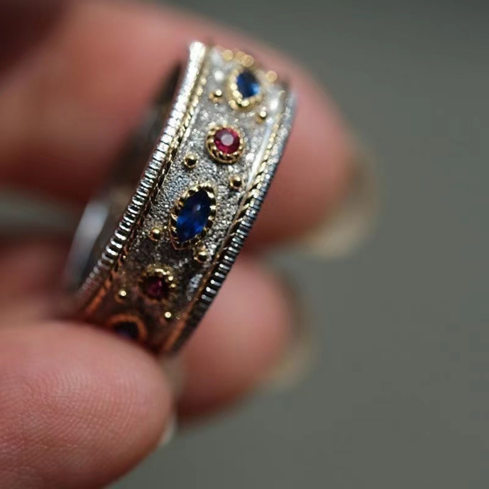 Istana Vintage Cincin Berlian Biru Berlian Merah Berlian Biru Cincin Individu