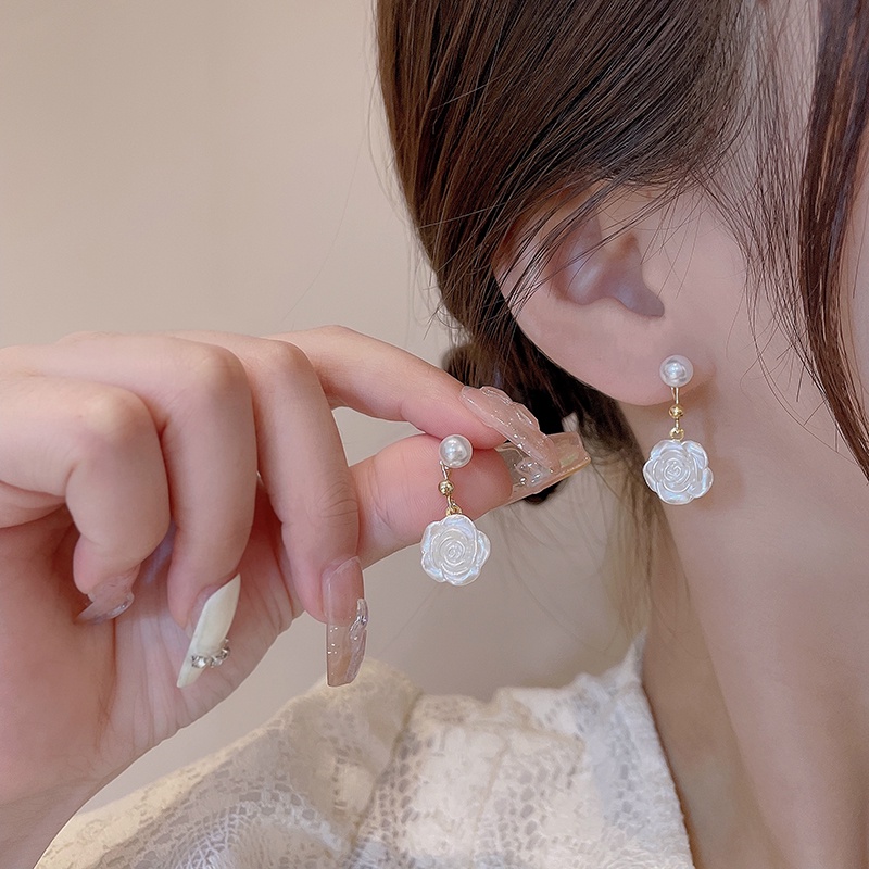 Yeezii Manis Bunga Tulip Butterfly Stud Earrings Busur Hati Kristal Mutiara Emas Perak Anting Untuk Wanita Perhiasan Aksesoris