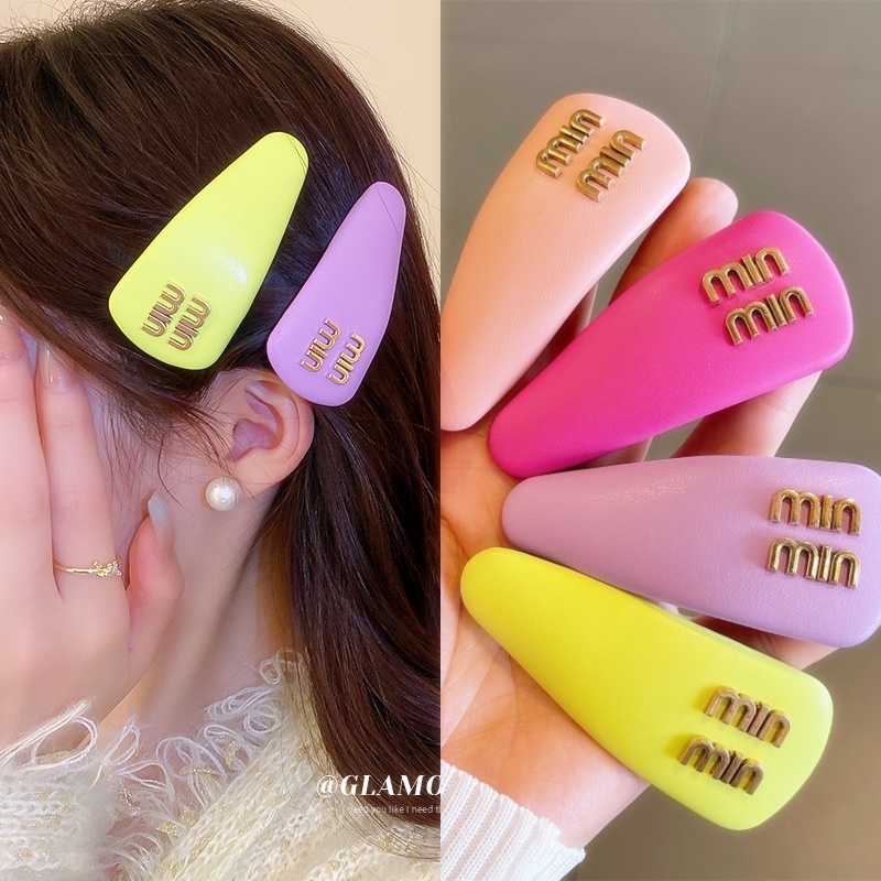Jepit Rambut Bahan Kulit Huruf Min Warna Untuk Wanita Korea Simple Cewek Jepit Samping BB Clip2023Aksesoris Rambut Terbaru