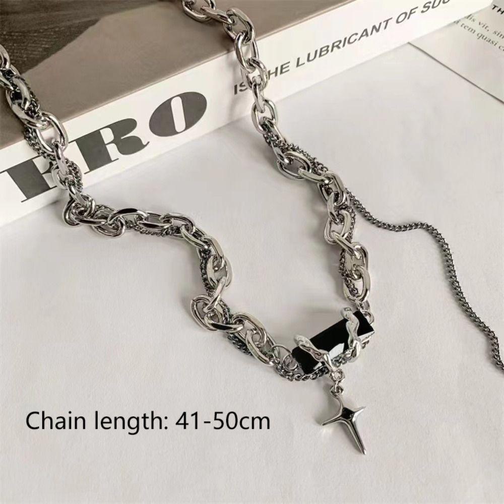 Lily Kalung Liontin Permata Hitam Desain Rasa Aesthetic Bermutu Tinggi Paduan Titanium Steel Perhiasan Necklace Untuk Wanita