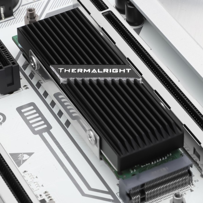 Thermalright M.2 2280 Type A B NVME SSD Cooler