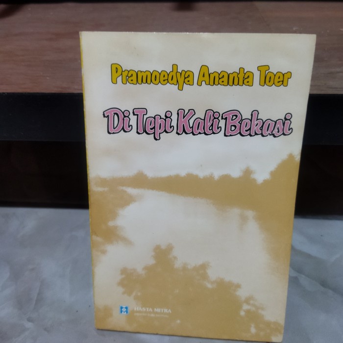 Di Tepi Kali Bekasi