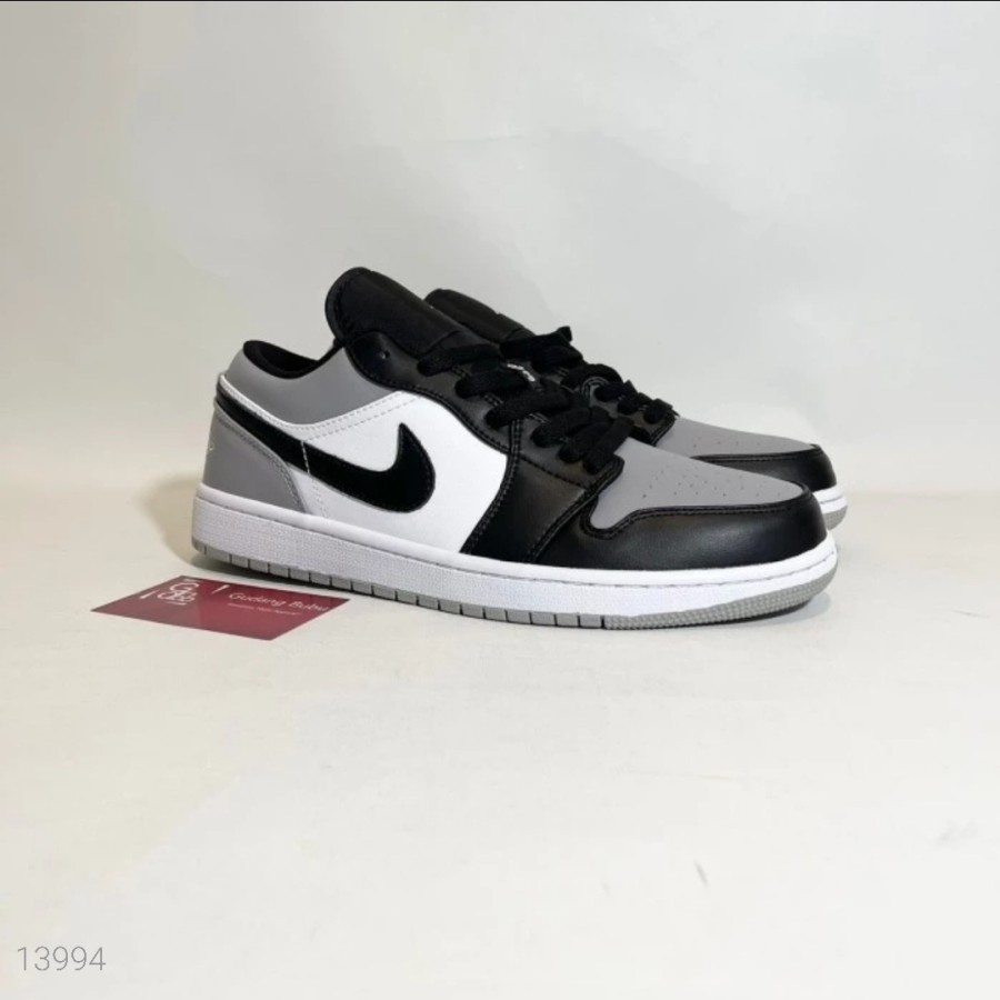 Sneakers Air Jordan 1 Low Shadow Toe Grey Toe Atmosphere Grey Black Bvs