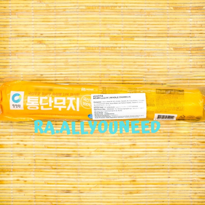 

Acar Lobak Korea Utuh/ Whole Danmuji (Pickled Raddish) Jongga - 550g -