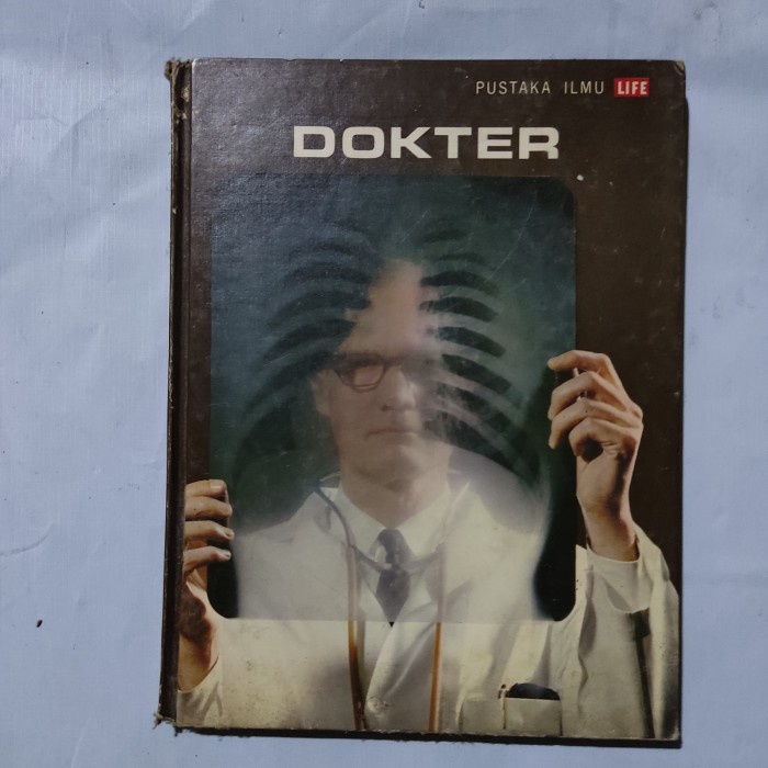 Buku lawas pustaka ilmu dokter