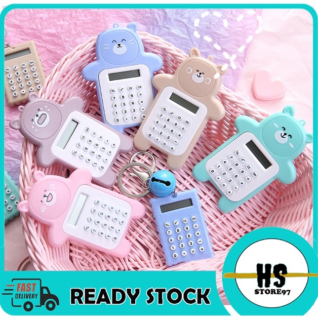 

[BISA COD] Kalkulator Kecil Saku Karakter Gantungan Calculator Mini Motif Bear 8 Digit Mini Portable Motif Beruang Tombol Karet Sekolah