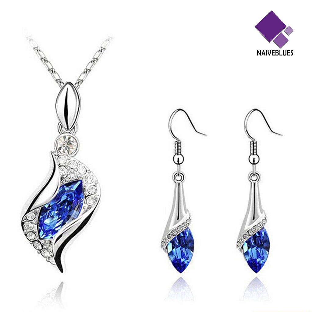 Naiveblue &gt; 2 Pcs/Set Pengerjaan Indah Anting Mulia Set Indah Bersinar Kristal Liontin Kait Anting