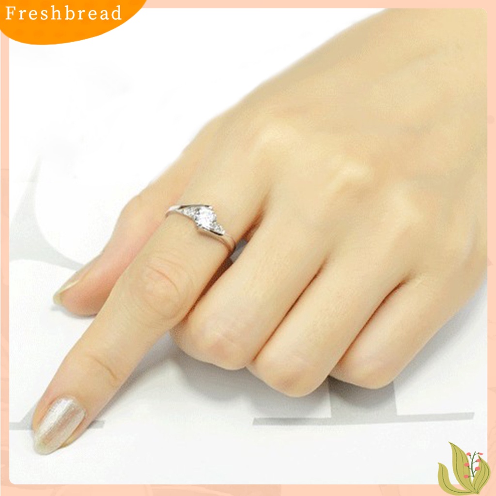 &lt; Freshbread &gt; Cincin Wanita Artistik Menawan Bersinar Cubic Zirconia Finger Ring Untuk Pakaian Sehari-Hari