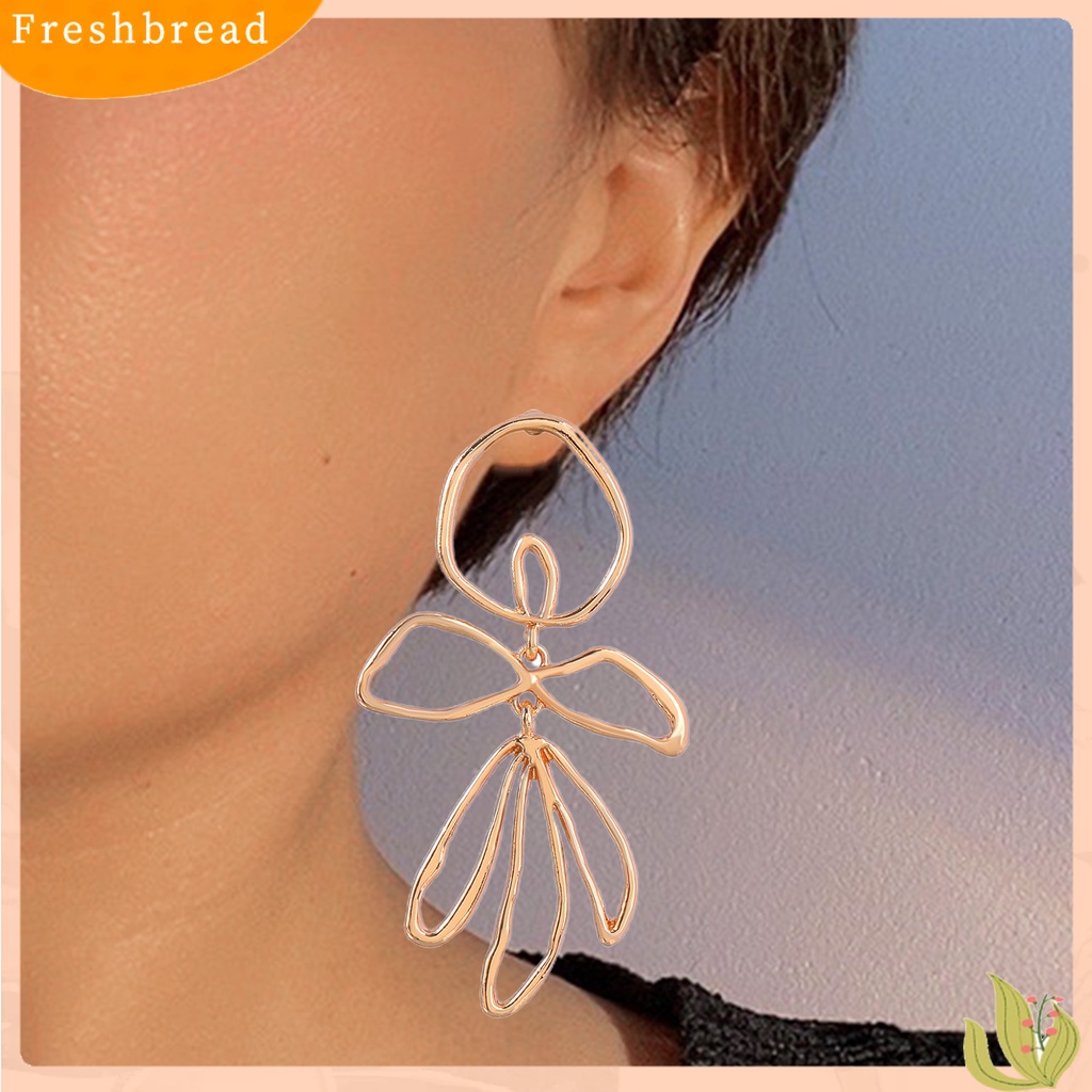 &lt; Freshbread &gt; 1pasang Anting Pejantan Berongga Geometris Besar Asimetris Elegan Hadiah Paduan Gaya Sederhana Bunga Wanita Menjuntai Anting Perhiasan Fashion