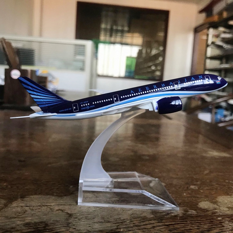 Azal Azerbaijan Airlines Boeing 787model Pesawat B787 Diecast Metal Passenger Plane Mainan Pesawat