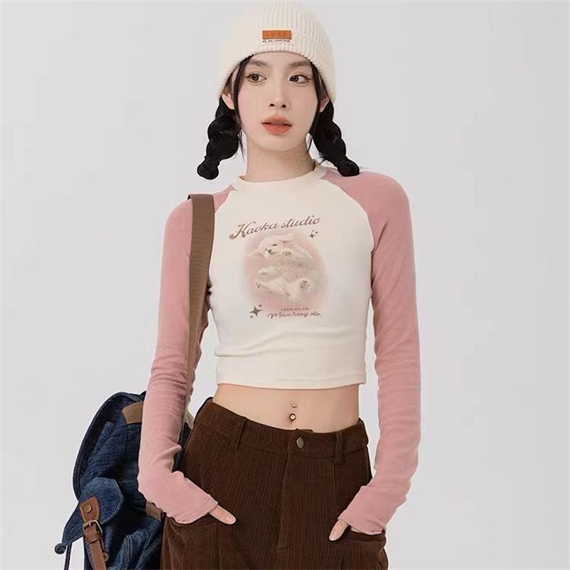 Red Bising gaya Amerika bahu depan lengan panjang t-shirt wanita pinggang tinggi self-budidaya ceruk rasa desain bahu raglan hit warna retro pendek top musim panas