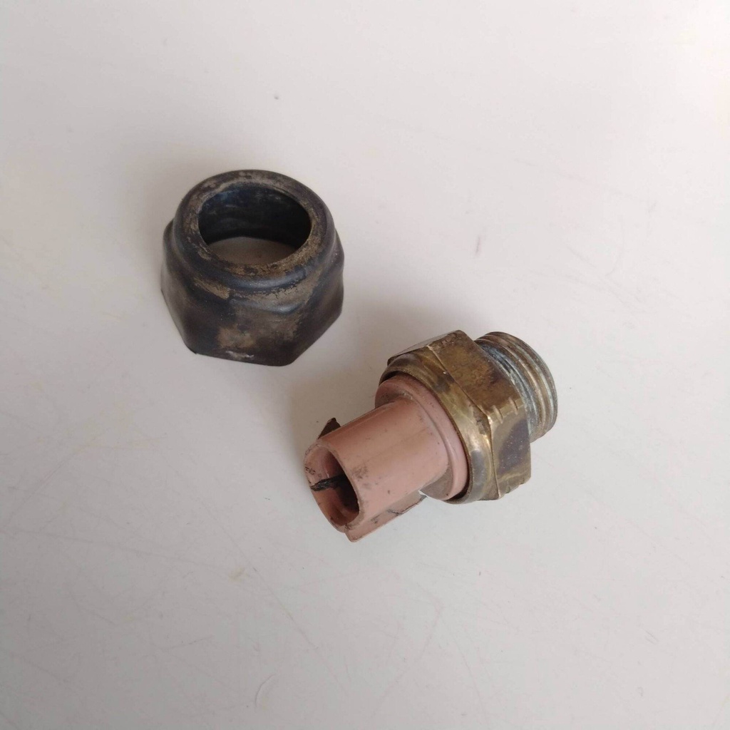 SWITCH SENSOR RADIATOR NINJA 250 KARBU FI ORIGINAL COPOTAN SENSOR TEMPERATUR RADIATOR NINJA 250 FI