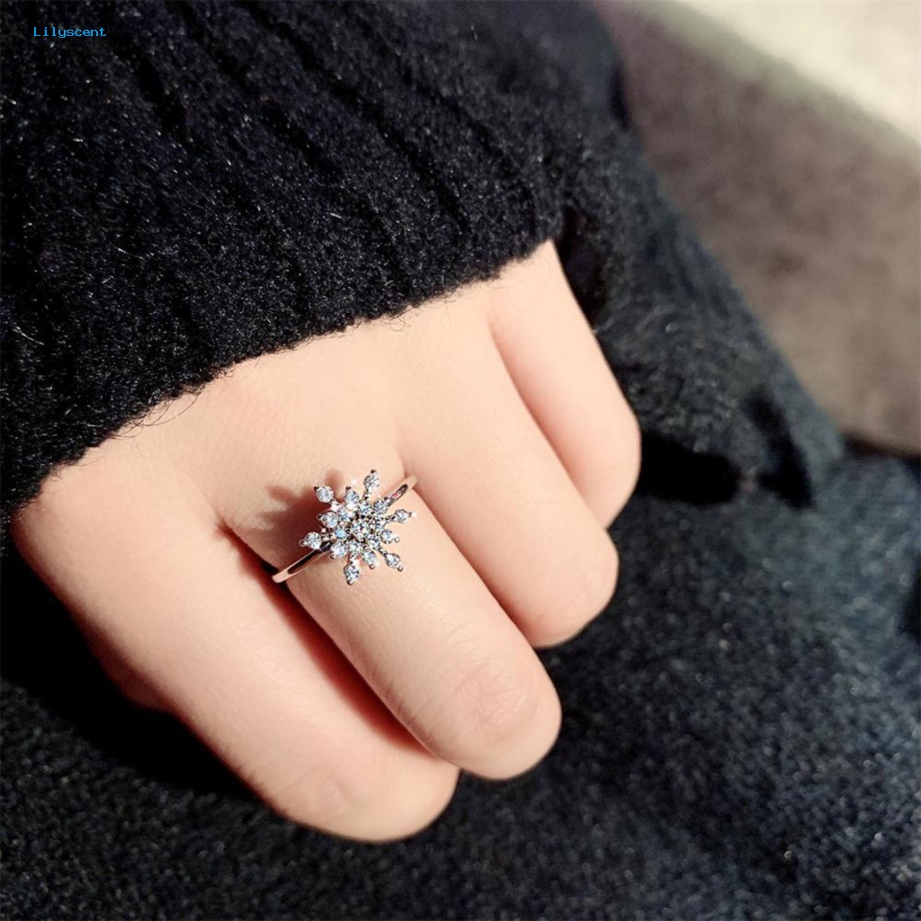 Lilyscent Ringan Cincin Jari Perhiasan Pesta Dilapisi Cincin Indah Snowflake Decor