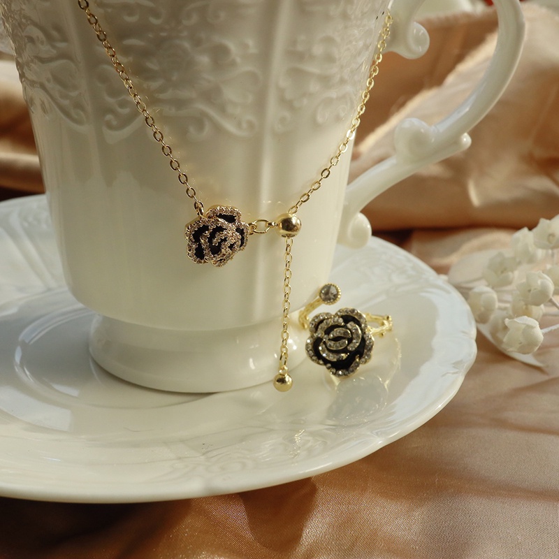 Kalung Bunga Bahan Alloy Berlian Imitasi Fashion Untuk Wanita