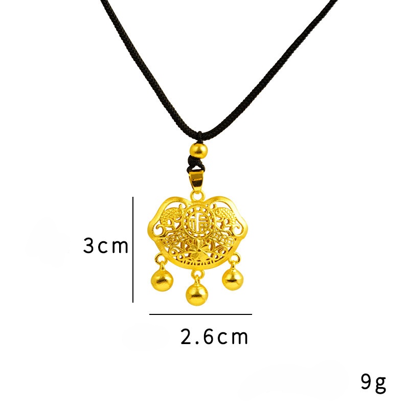 Goldkingdom Perhiasan Fashion 24k Bangkok Aksesoris Ready Stock Kunci Emas Kuno Melubangi Fuyu Lock Liontin Ditarik Tali Hitam Dengan Ikan Setiap Tahun.