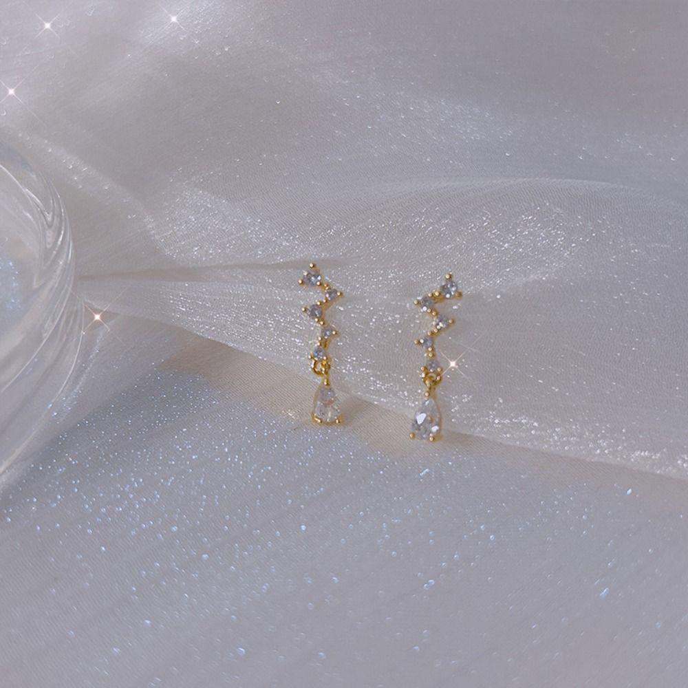 Mxbeauty Anting Tetesan Air Hadiah Shiny Elegan Bulat Indah Persegi Gaya Korea Earrings