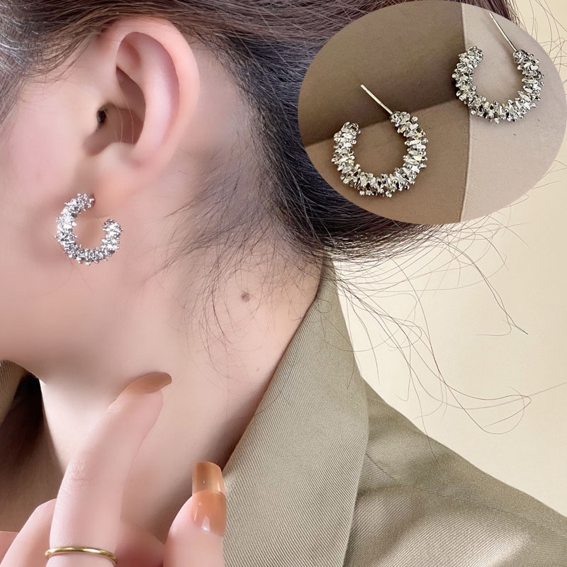 Anting Tusuk Geometri Simple Alloy Irregular Untuk Wanita