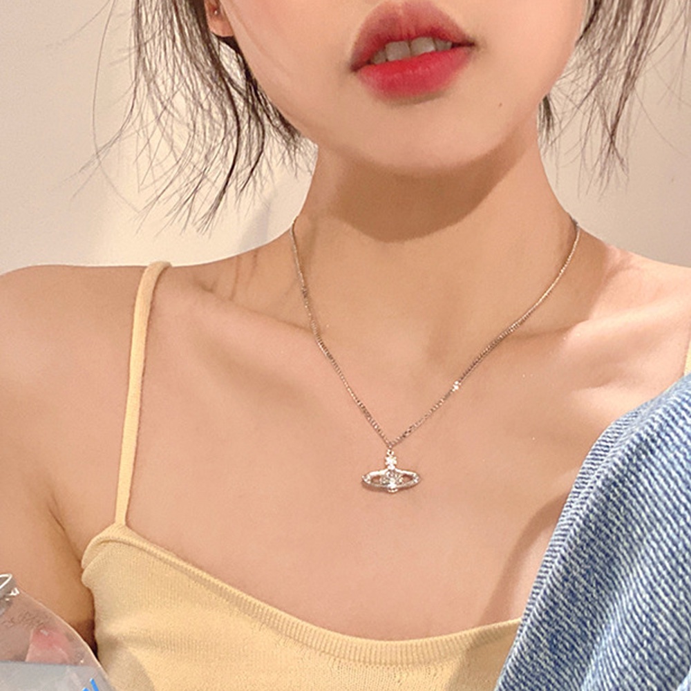 Wanita Bersinar Bintang Planet Baja Titanium Liontin Kalung/Ladies Charm Necklaces/Kalung Klavikula Elegan/Kalung Rantai Kepribadian Perempuan/Kalung Choker Populer