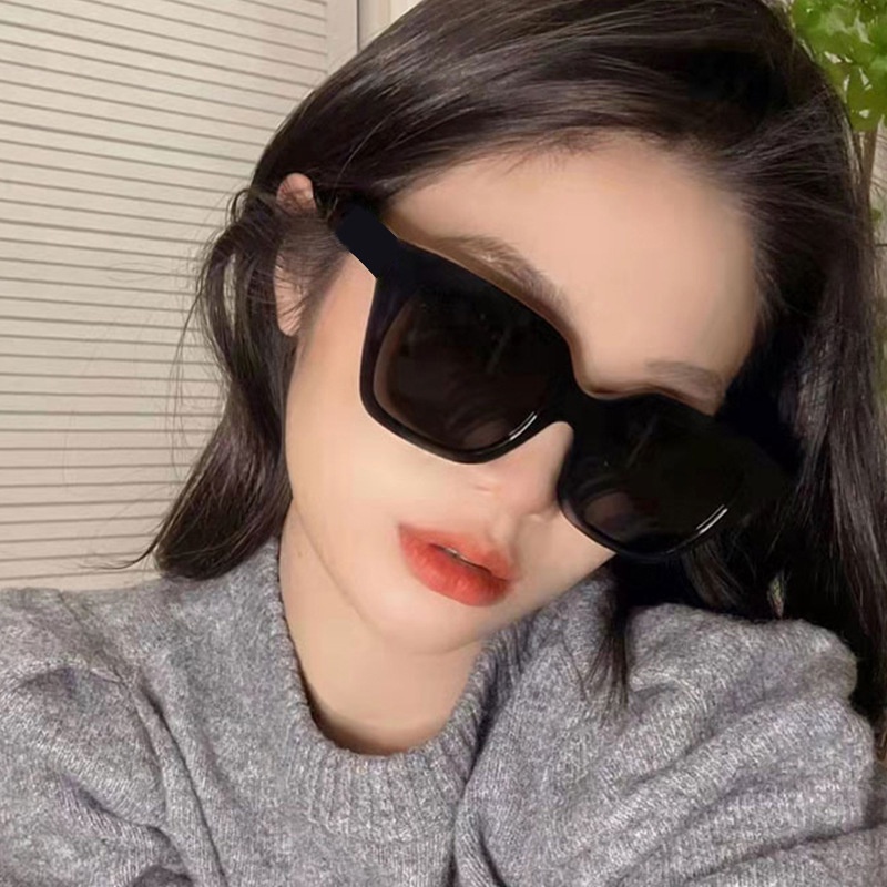 (YUZHU) Ins Gaya Kacamata Hitam Pink Hijau Untuk Wanita Musim Panas Anti UV Oversized Square Frame Sunglasses