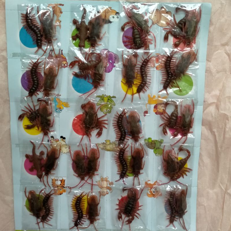 20 SACHET MAINAN PRANK MOTIF KECOA KELABANG CECAK ANIMAL KARET DLL