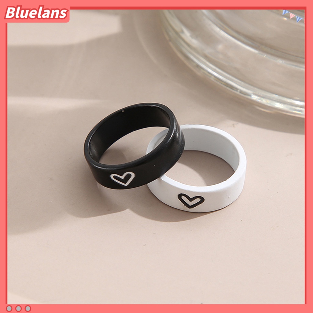 [BLS] 1pasang Cincin Pasangan Warna Kontras Temperamen Hadiah Valentine Teman Baik Lucu Berbentuk Hati Jari Cincin Untuk Anniversary