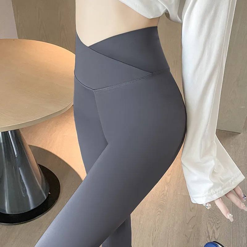 Lovefashion - Celana Legging Wanita highwais pinggang segitiga  Celana Olahraga Gym Fitness Yoga Zumba legging07